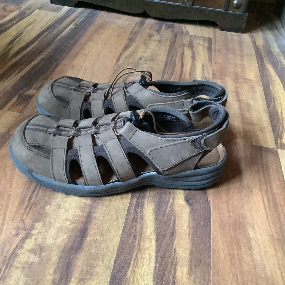 DREW Size 9 Hamilton brown leather trail sandals